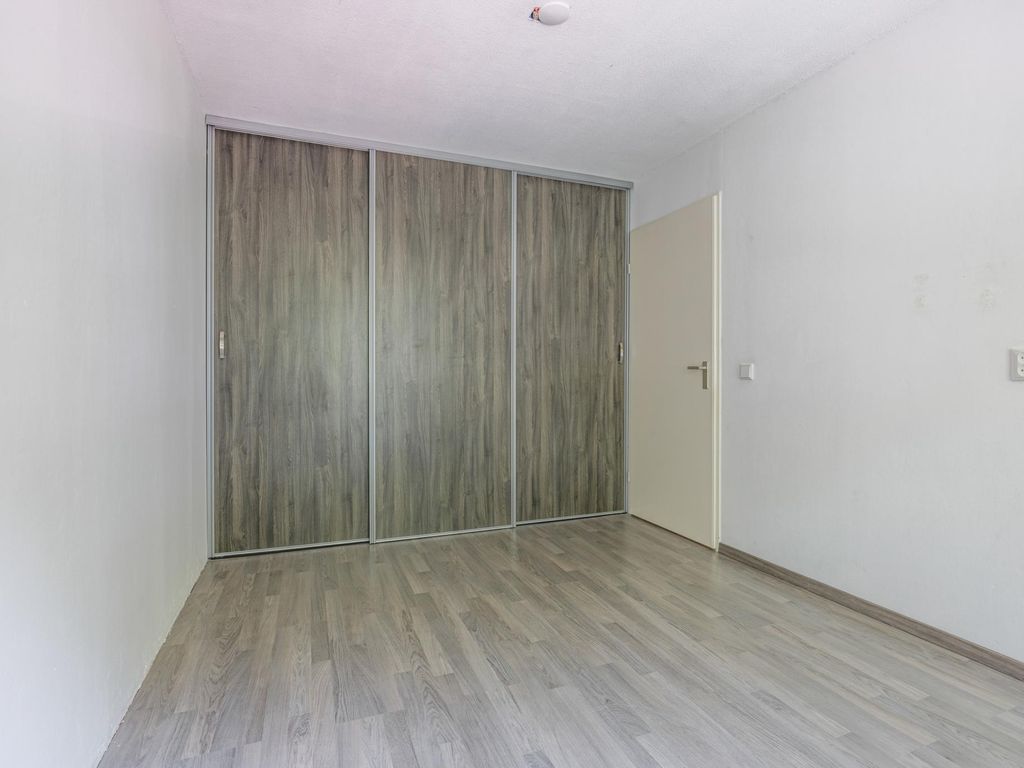 Ebstroom 140, HELLEVOETSLUIS