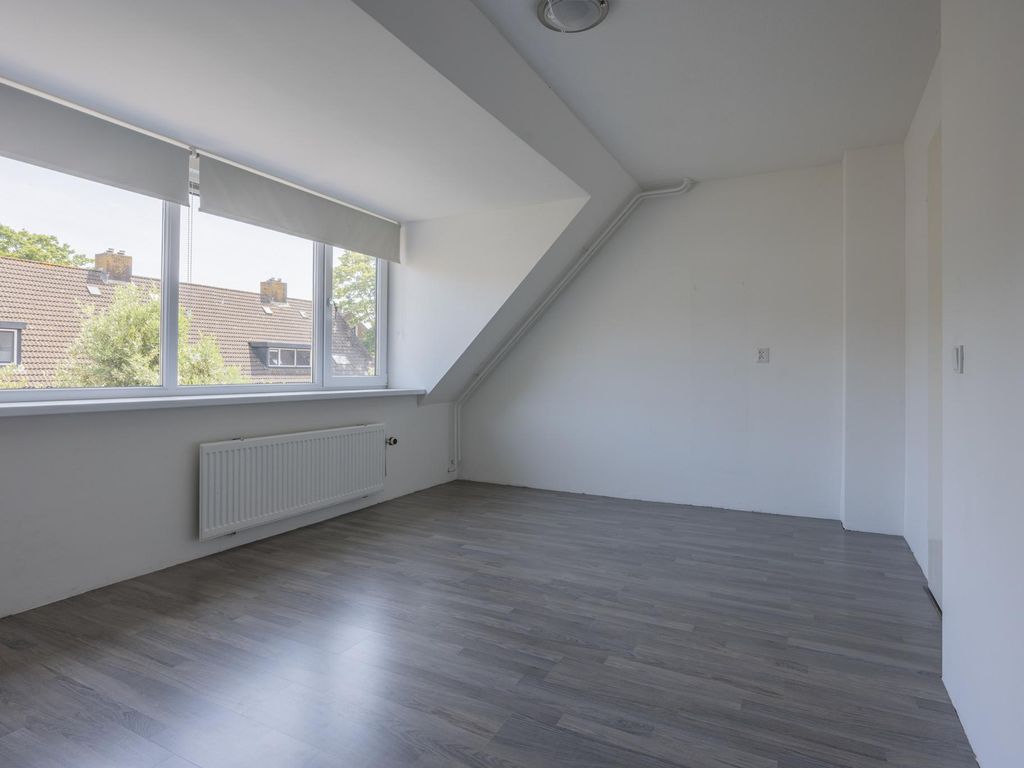 Ebstroom 140, HELLEVOETSLUIS