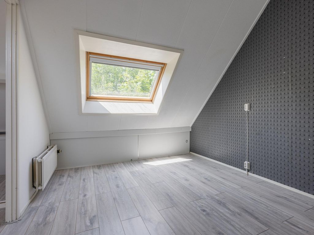 Ebstroom 140, HELLEVOETSLUIS
