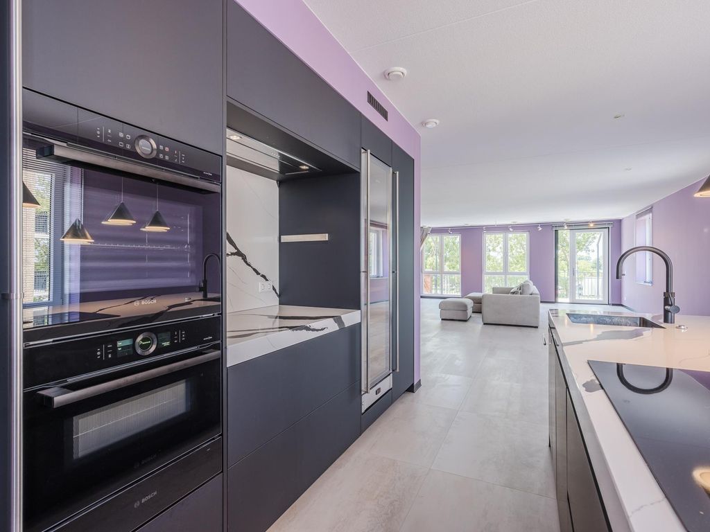 Spoorbaan 97, HELLEVOETSLUIS