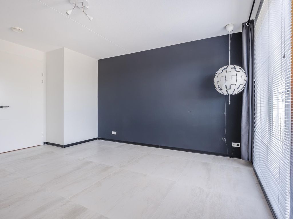 Spoorbaan 97, HELLEVOETSLUIS