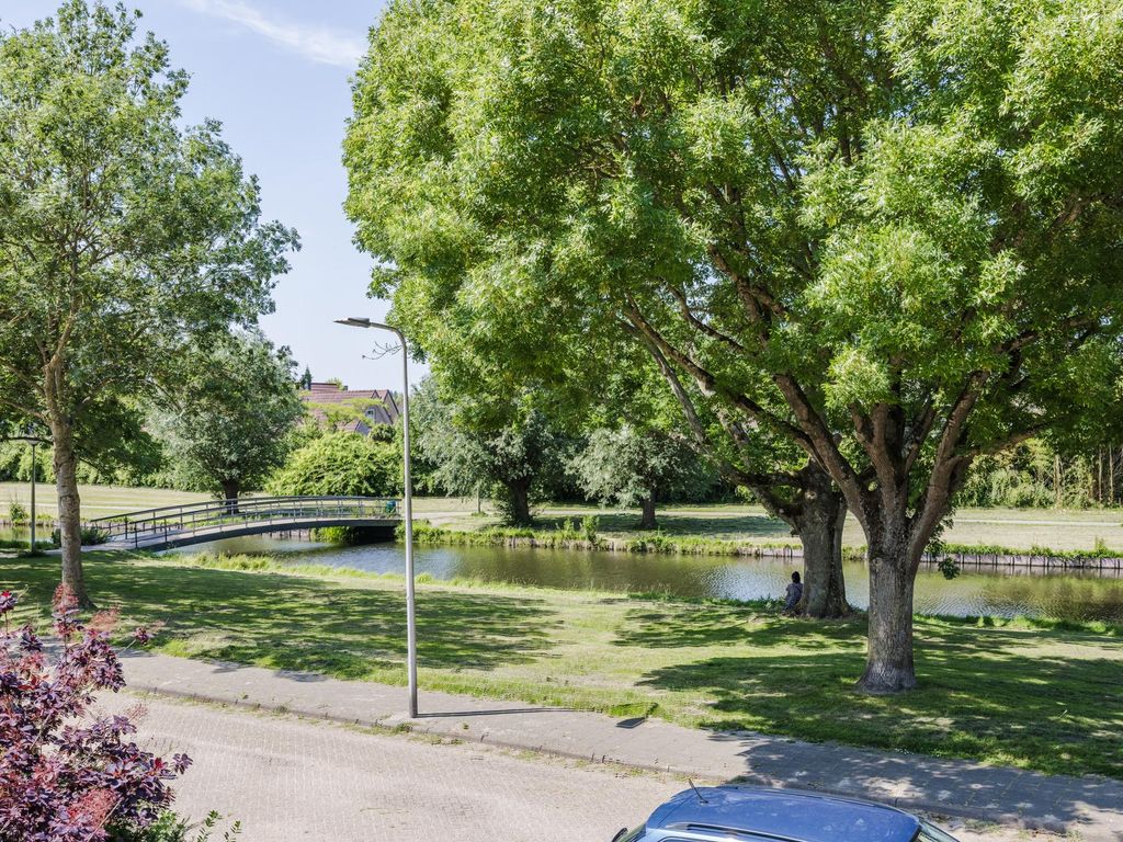 Wolterbeekstraat 2, HELLEVOETSLUIS
