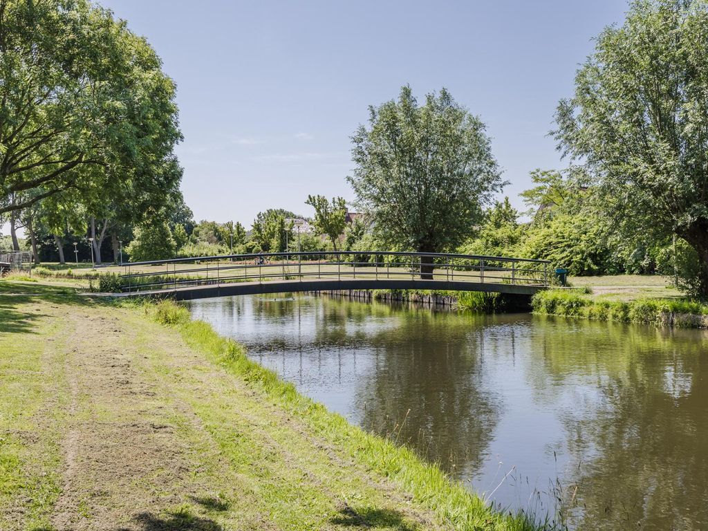 Wolterbeekstraat 2, HELLEVOETSLUIS