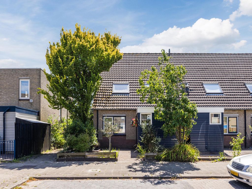 Albert Schweitzerlaan 29, HELLEVOETSLUIS