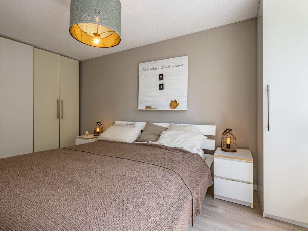 Acacia 8, HELLEVOETSLUIS