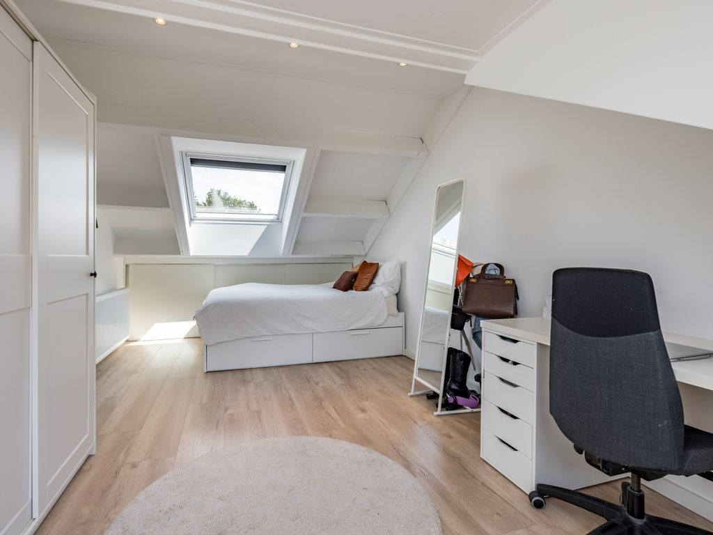 Acacia 8, HELLEVOETSLUIS