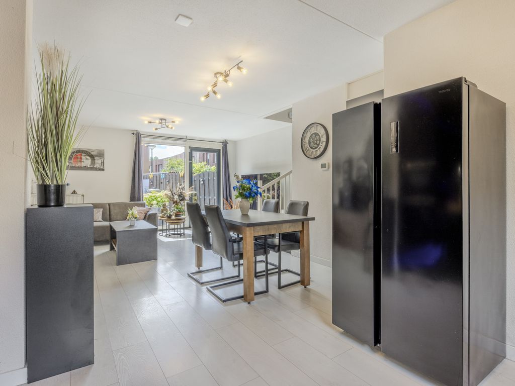 Horsweg 43, HOOGVLIET ROTTERDAM