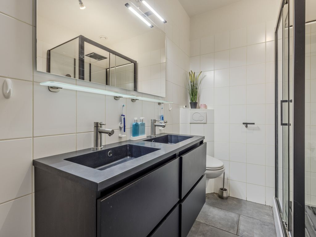 Horsweg 43, HOOGVLIET ROTTERDAM