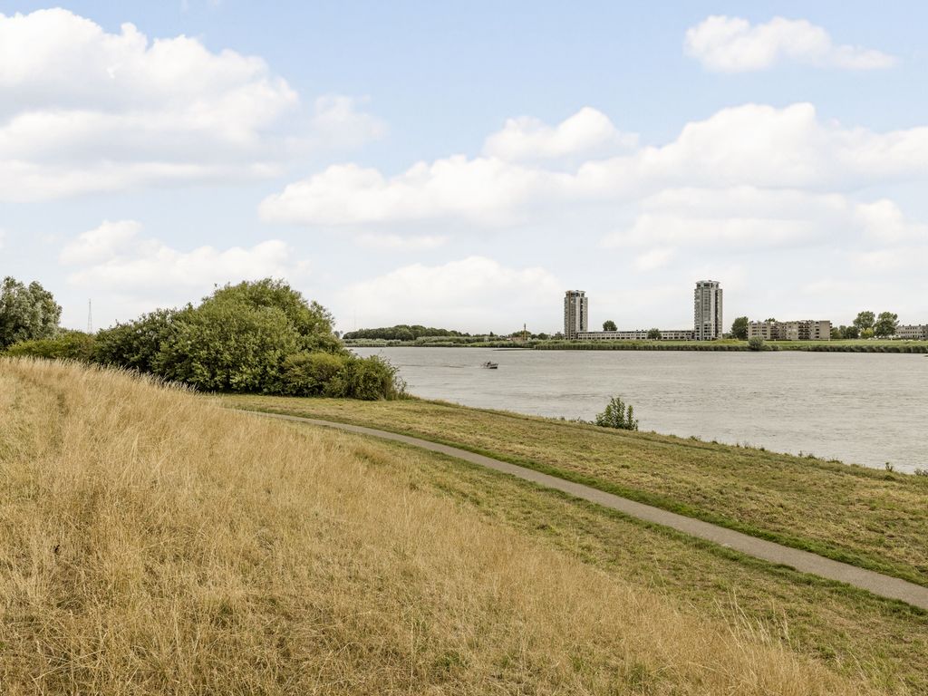Horsweg 43, HOOGVLIET ROTTERDAM