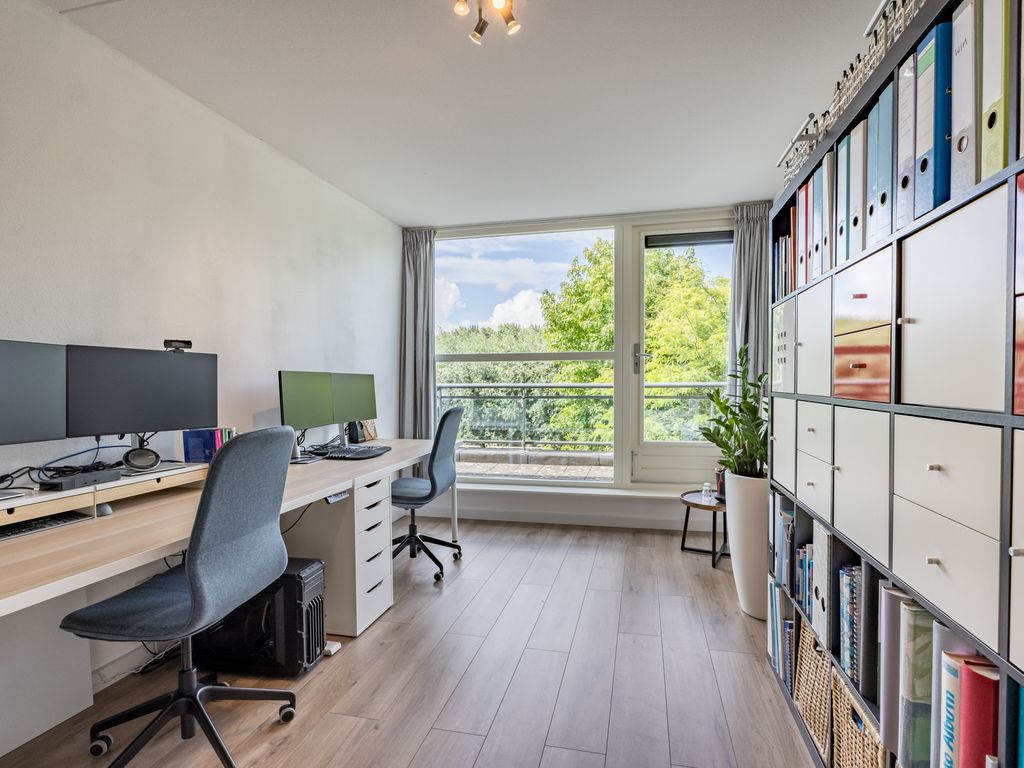 Westhilstraat 11, HELLEVOETSLUIS