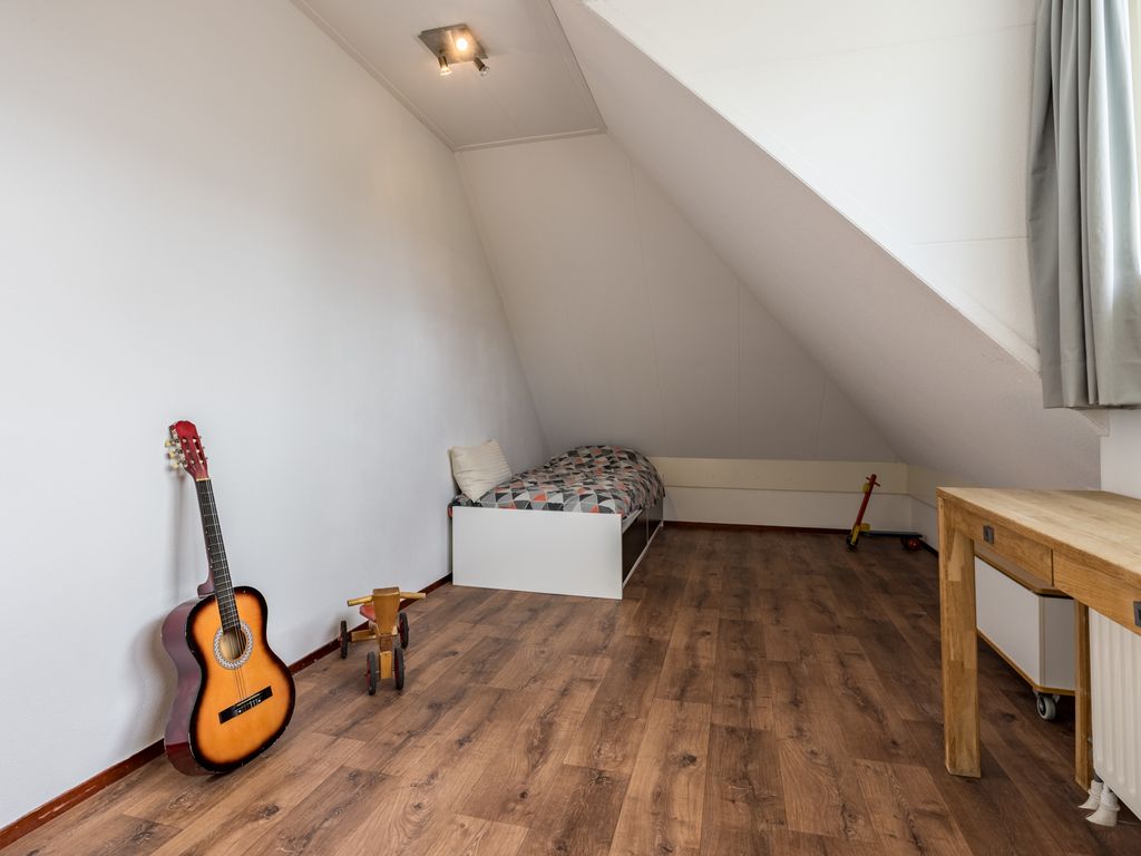 Westhilstraat 11, HELLEVOETSLUIS