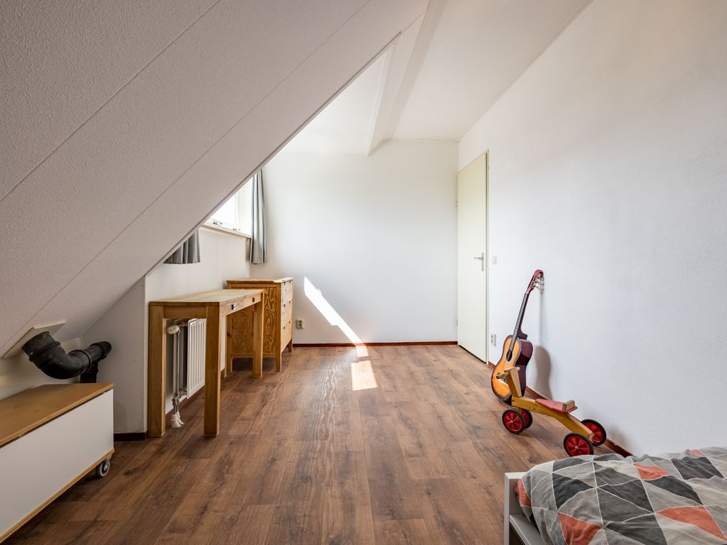 Westhilstraat 11, HELLEVOETSLUIS