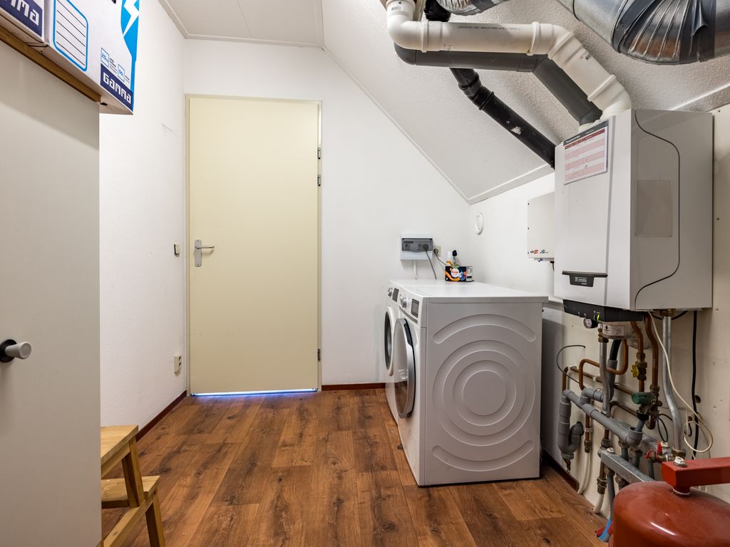 Westhilstraat 11, HELLEVOETSLUIS