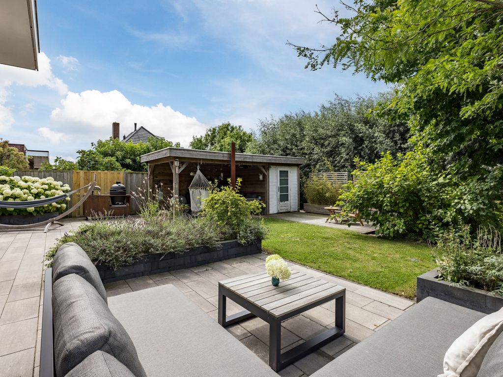 Westhilstraat 11, HELLEVOETSLUIS