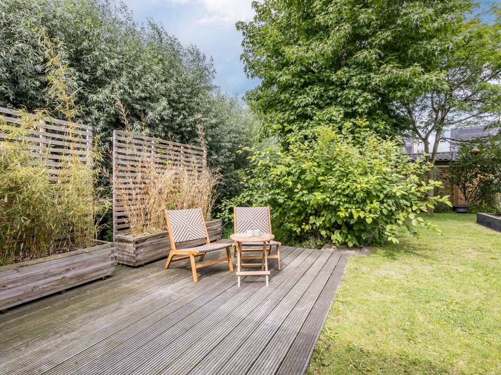 Westhilstraat 11, HELLEVOETSLUIS