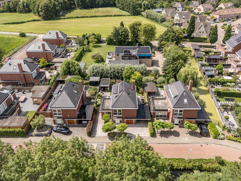 Westhilstraat 11, HELLEVOETSLUIS