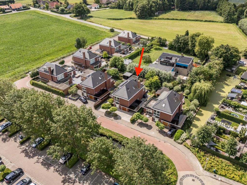 Westhilstraat 11, HELLEVOETSLUIS
