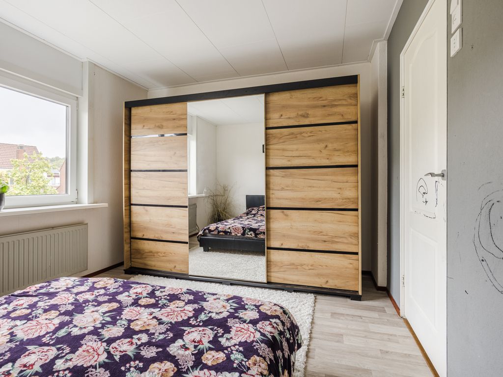 Kastanjelaan 11, HELLEVOETSLUIS