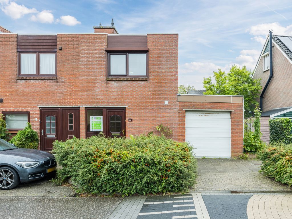 Kastanjelaan 11, HELLEVOETSLUIS