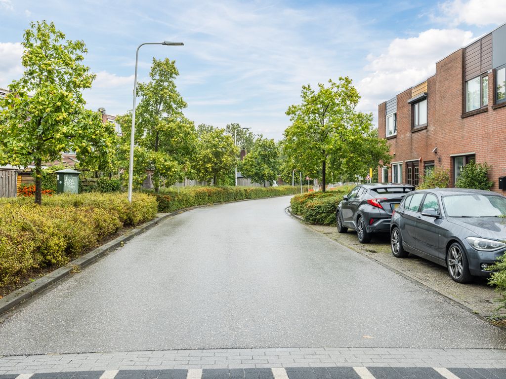 Kastanjelaan 11, HELLEVOETSLUIS