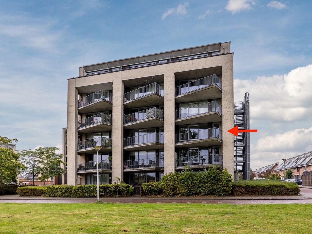 Klokkenweide 212, HELLEVOETSLUIS