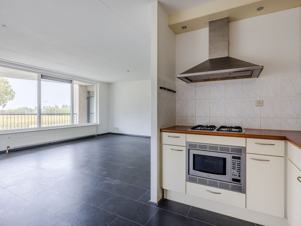 Klokkenweide 212, HELLEVOETSLUIS