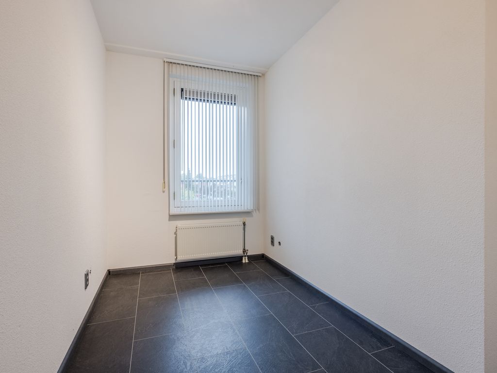 Klokkenweide 212, HELLEVOETSLUIS