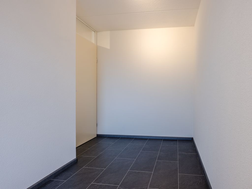 Klokkenweide 212, HELLEVOETSLUIS