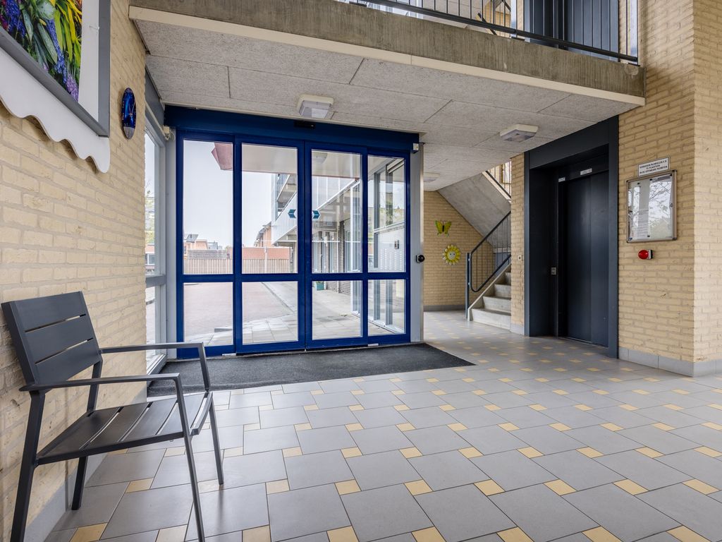 Klokkenweide 212, HELLEVOETSLUIS