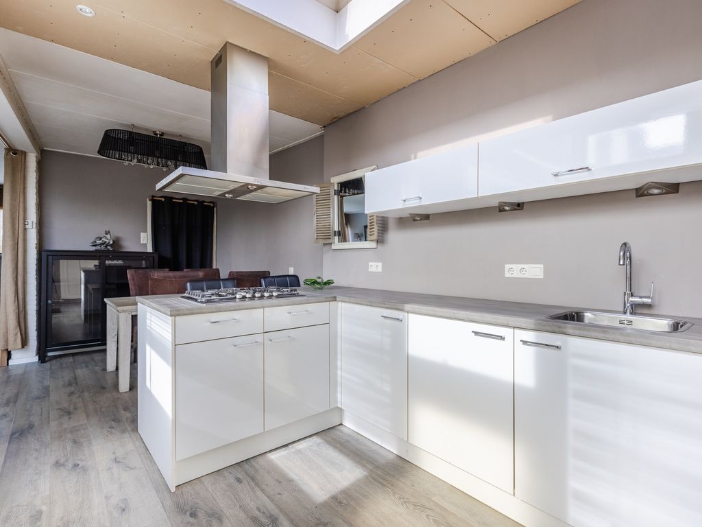 v Leijdenstraat 10, ROCKANJE