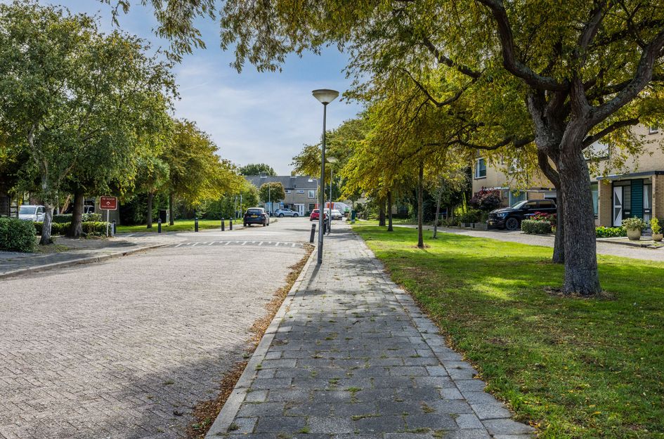 v Leijdenstraat 10