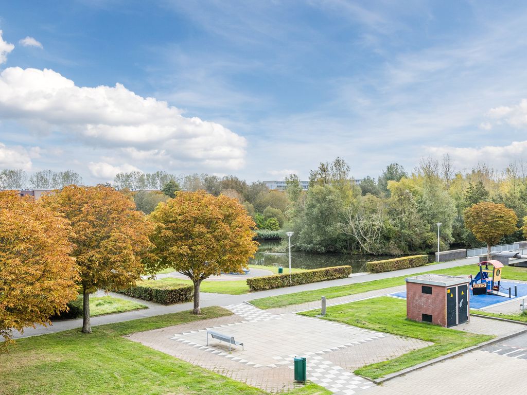Zoutweide 3, HELLEVOETSLUIS