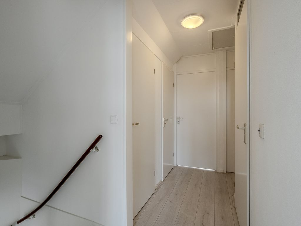 Sacharovlaan 54, HELLEVOETSLUIS