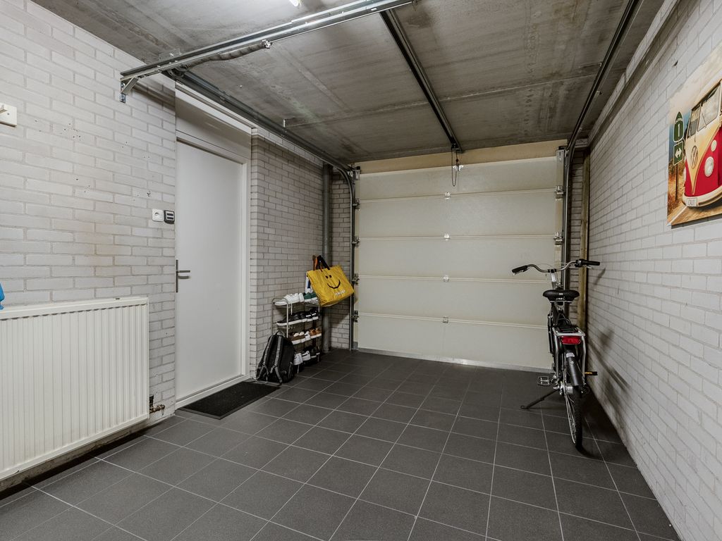 Sacharovlaan 54, HELLEVOETSLUIS