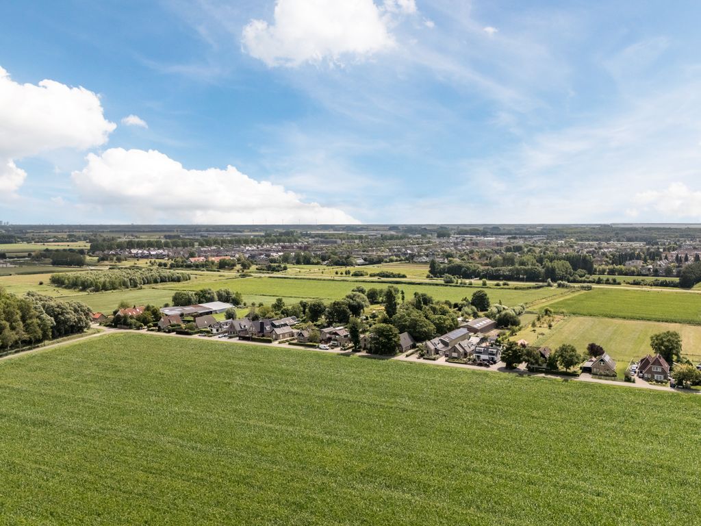 Langemeetstraat 56, HELLEVOETSLUIS