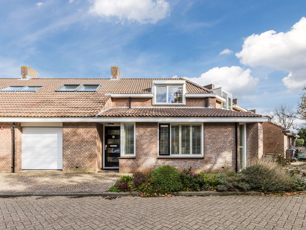 Zeegat 49, HELLEVOETSLUIS