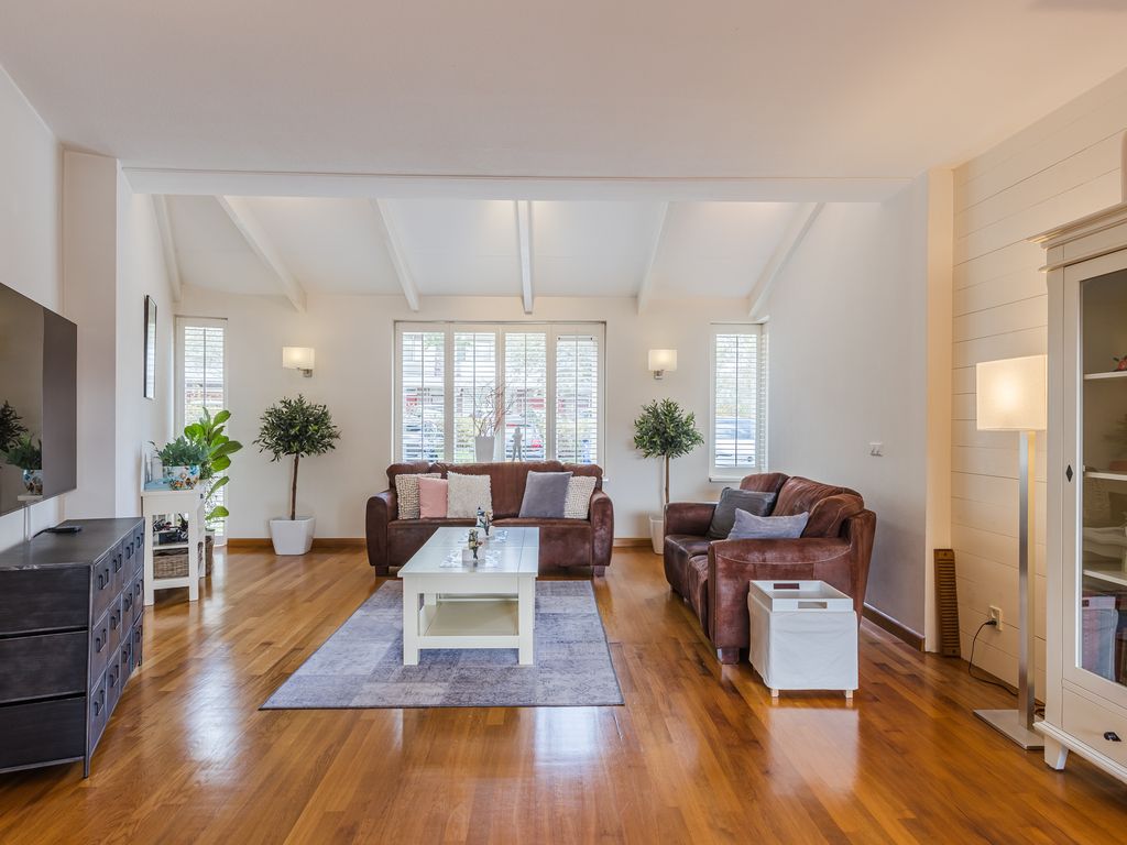 Zeegat 49, HELLEVOETSLUIS