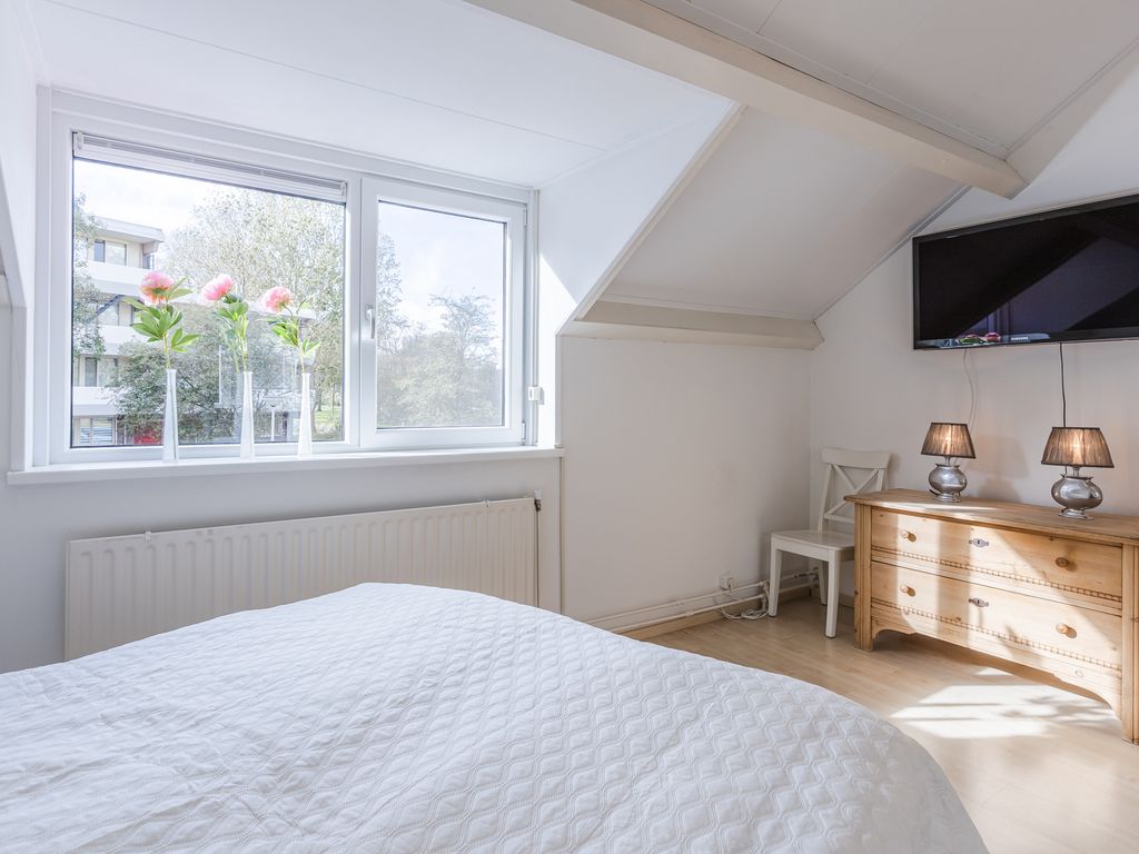 Zeegat 49, HELLEVOETSLUIS