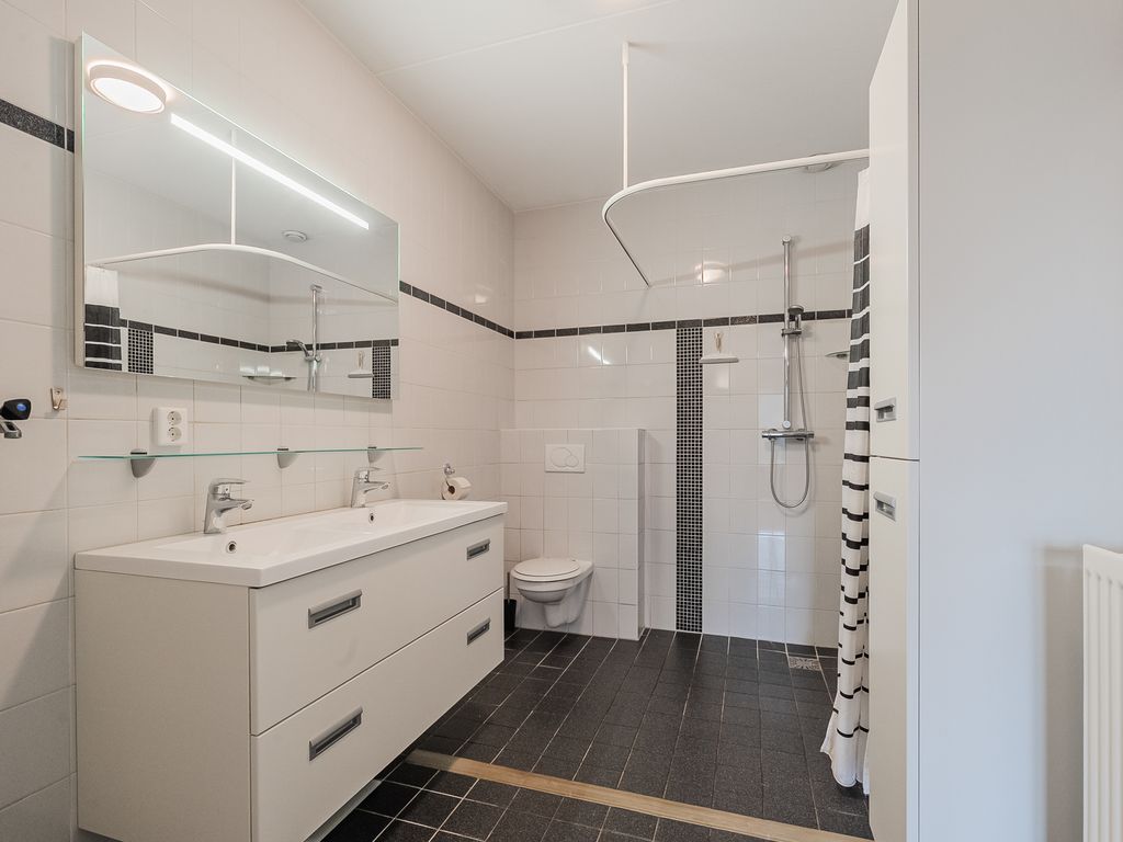 Kalishoek 11, ROZENBURG