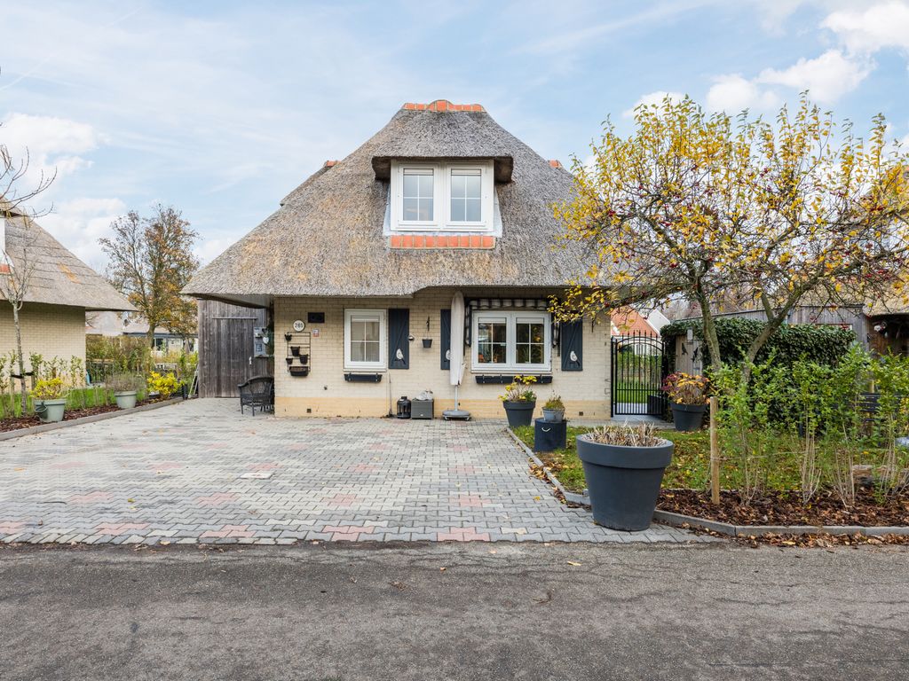 Parkweg 1B265, HELLEVOETSLUIS