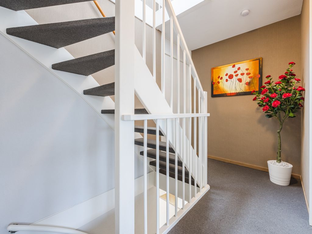 Rondostraat 27, HELLEVOETSLUIS