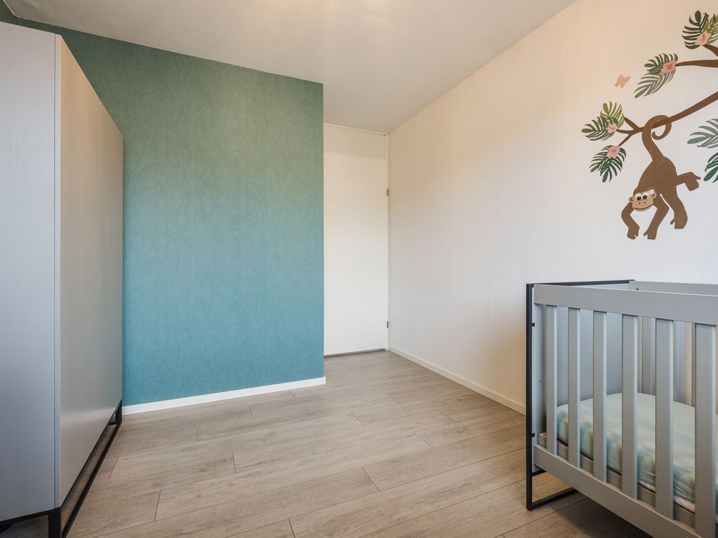 Rondostraat 27, HELLEVOETSLUIS