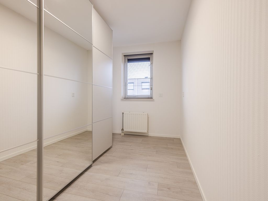 Rondostraat 27, HELLEVOETSLUIS