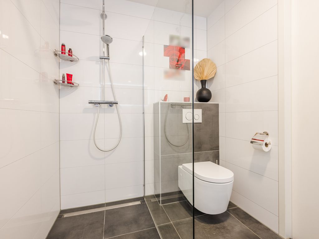 Rondostraat 27, HELLEVOETSLUIS