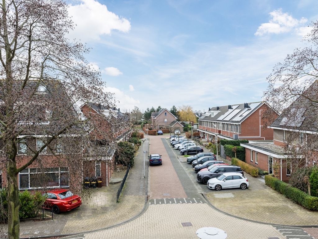 Rondostraat 27, HELLEVOETSLUIS