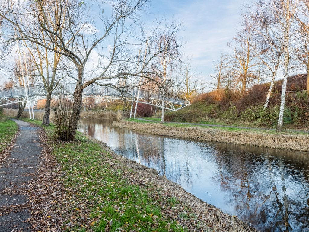 Rondostraat 27, HELLEVOETSLUIS