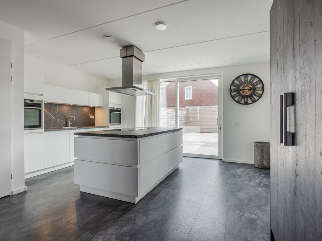 Spoorbaan 149, HELLEVOETSLUIS