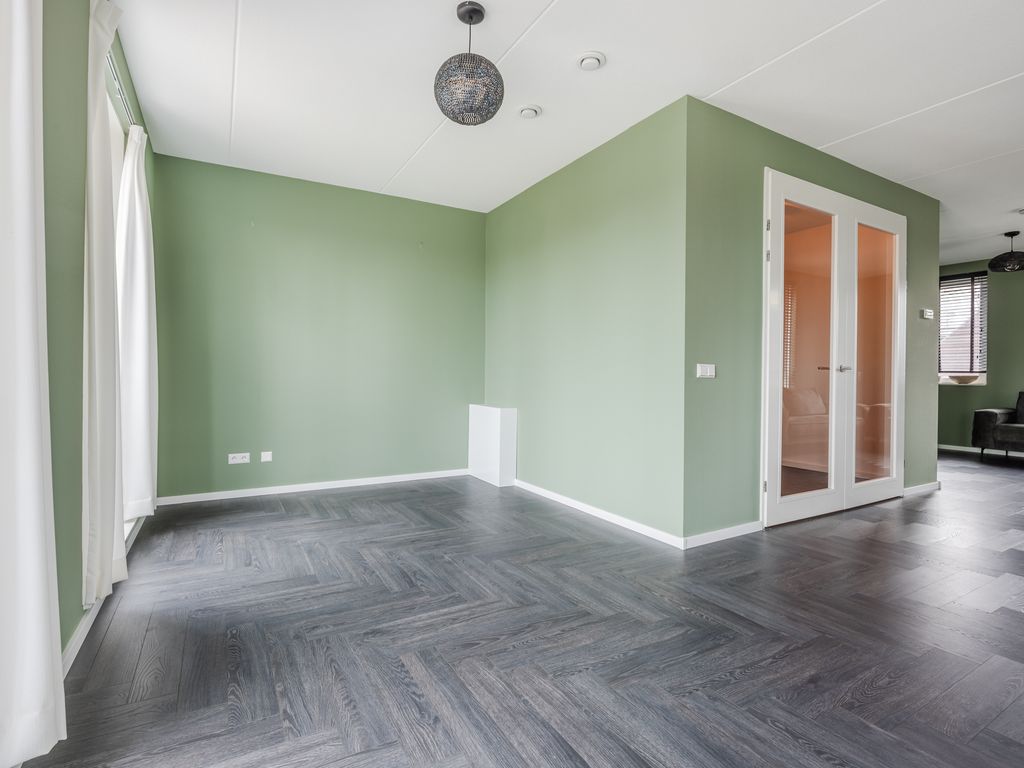 Spoorbaan 149, HELLEVOETSLUIS