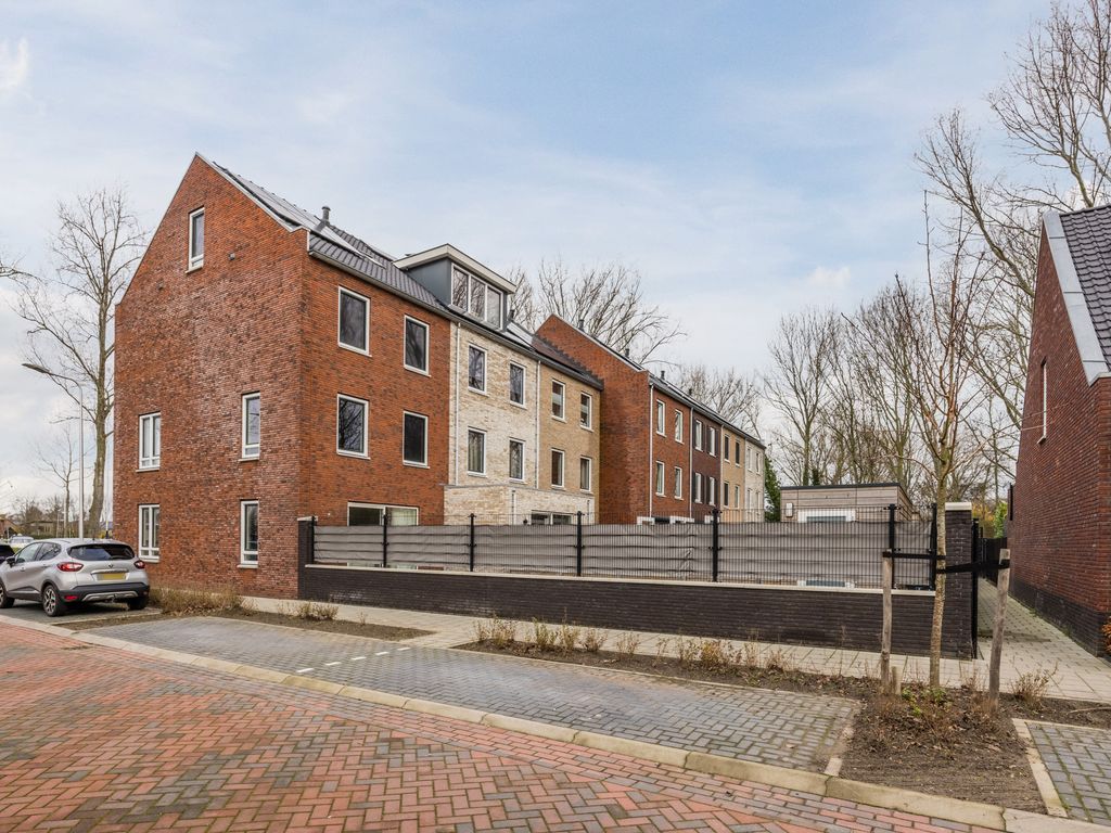 Spoorbaan 149, HELLEVOETSLUIS