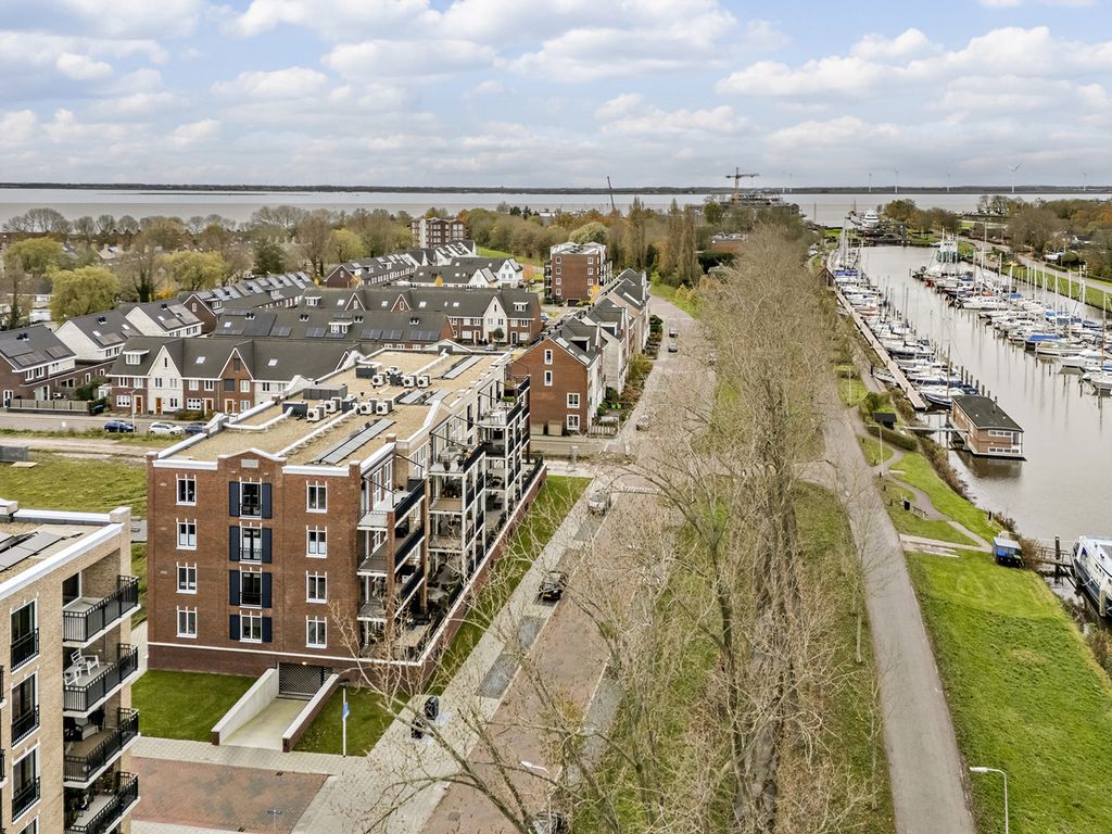 Spoorbaan 149, HELLEVOETSLUIS